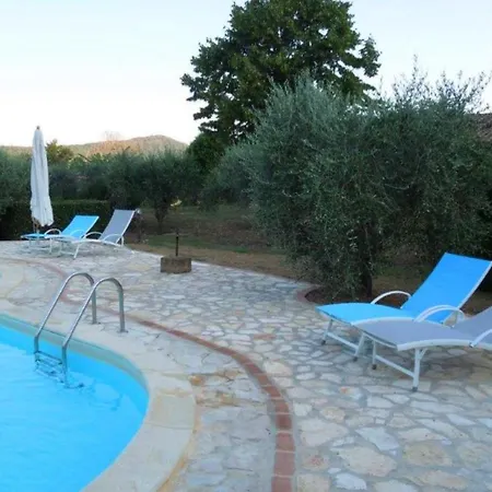 Tavernelle Sleeps 12 Pool Wifi *